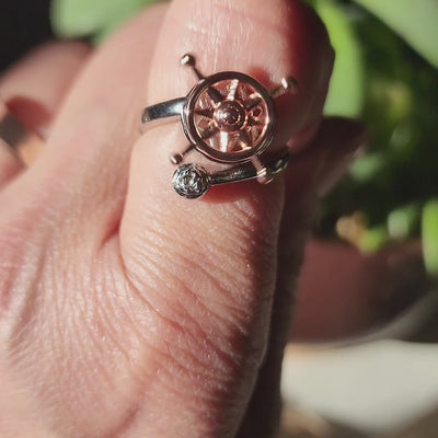 Wander Wheel Spinner Ring