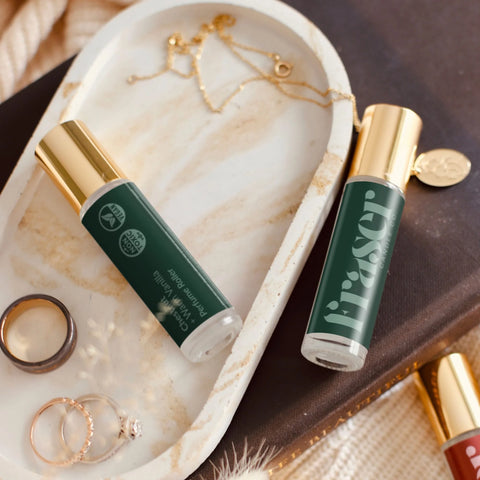 Chestnut + Warm Vanilla Perfume Roller - No.19