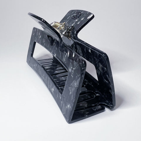 Maxi Claw Clip - The Local Space