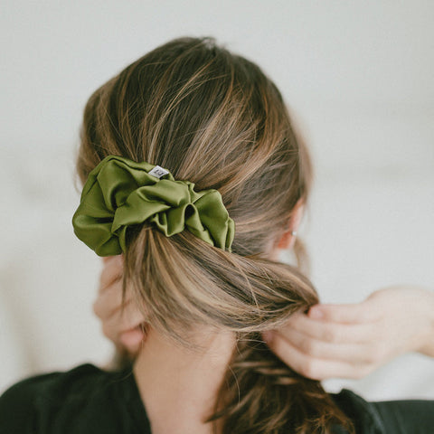 100% Silk Scrunchie