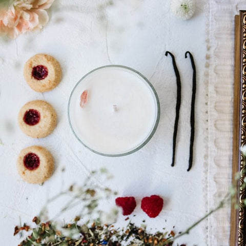 AuraTae Bonbon Soy Candle – Raspberry & Sugar - The Local Space