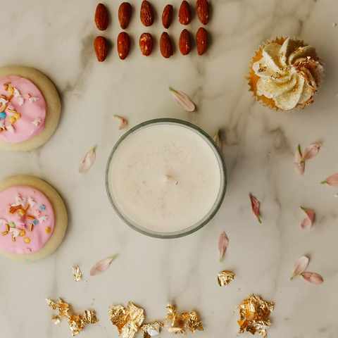 Auratae Cupcake Soy Candle - Almond & Vanilla Sugar
