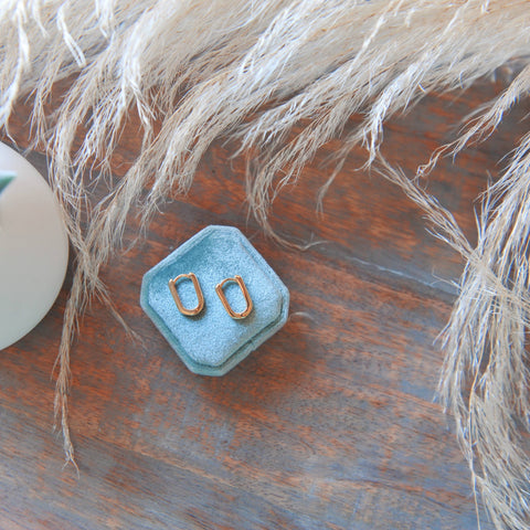 Dorit Hoops - The Local Space