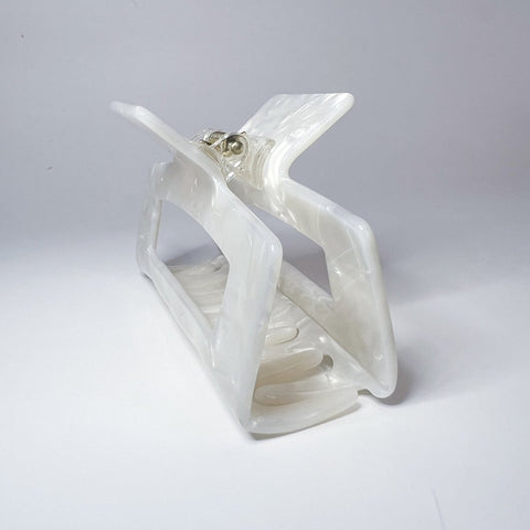 Antler and Acre Large claw clip durable hair clip for all hair types - The Local Space