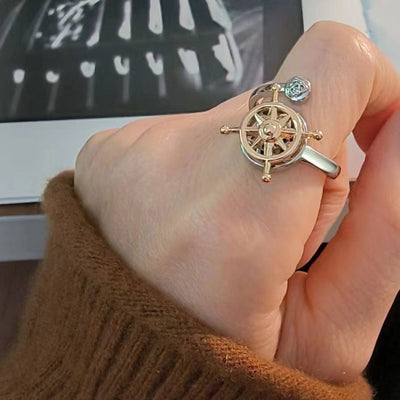 Wander Wheel Spinner Ring