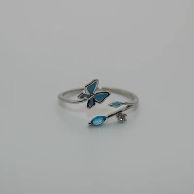 Flutter Affair Adjustable Ring